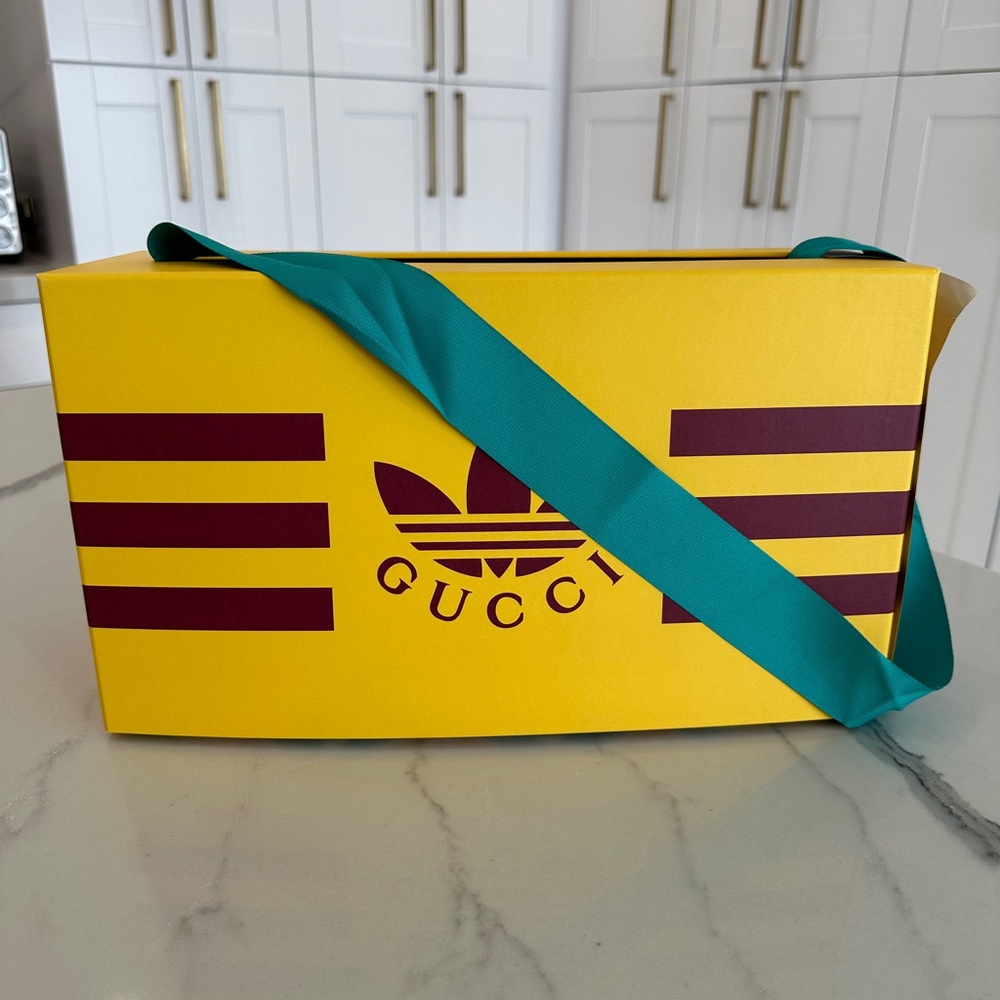 Gucci X Adidas Slides - Picture 9 of 9